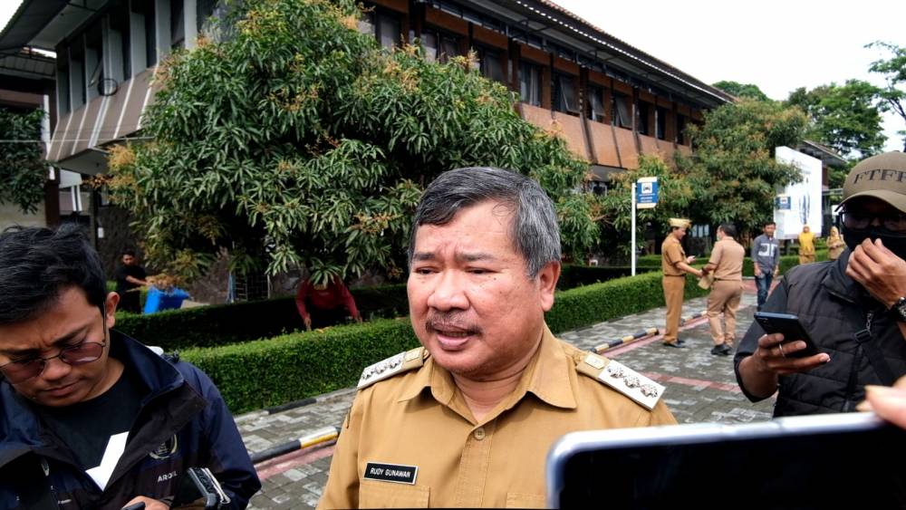 Bupati Garut Tekankan Masyarakat Untuk Beli Gas 3kg di Pangkalan