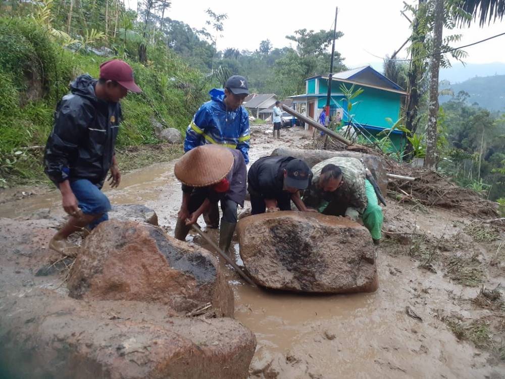 5 Kecamatan di Kabupaten Garut Diterjang Banjir