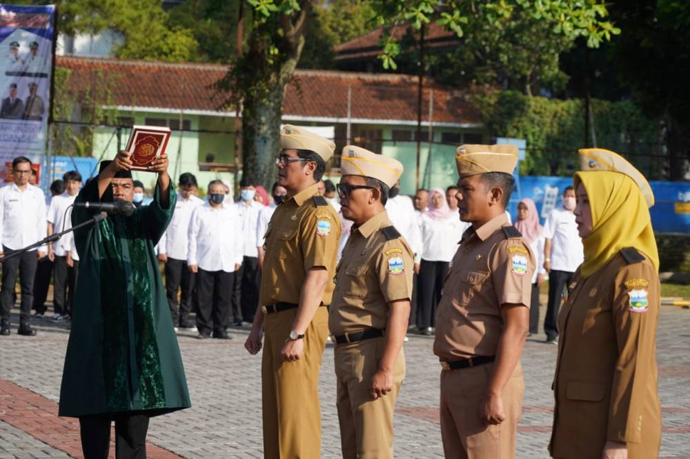 Bupati Garut Lantik 4 PNS JPTP di Lingkungan Pemkab Garut