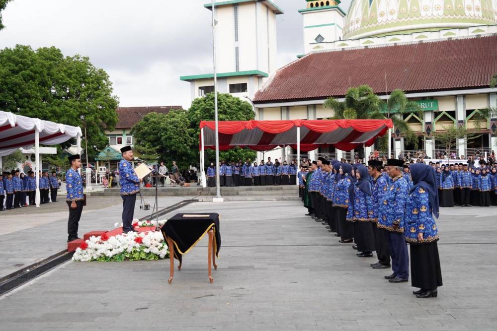 Bupati Garut Lantik 3.295 Tenaga Guru Honorer Jadi PPPK