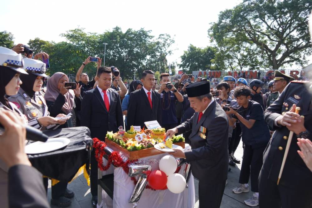 Bupati Garut Jadi Irup HUT ke-77 Bhayangkara