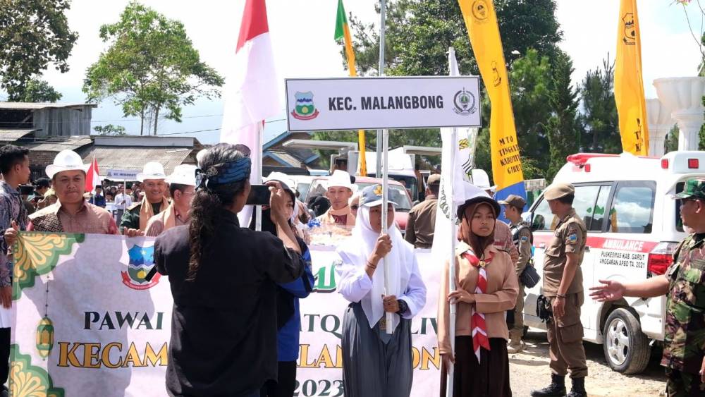 Kafilah Kecamatan Malangbong Tempuh Jarak 134 KM untuk Ikuti MTQ XLIV di Talegong