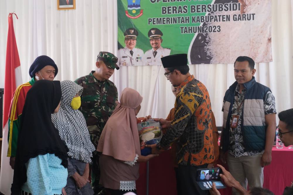 Pemkab Garut Luncurkan OPM Beras Bersubsidi