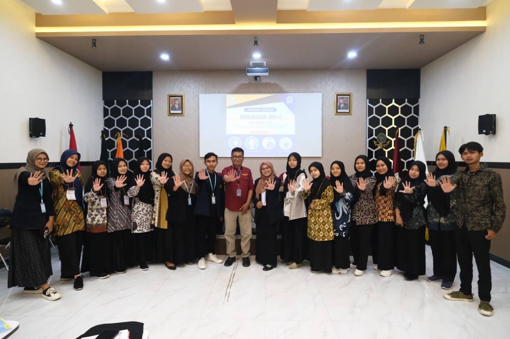 UKM Jurnalistik STAIM Garut Terima Materi Bijak Bersosmed dari Diskominfo