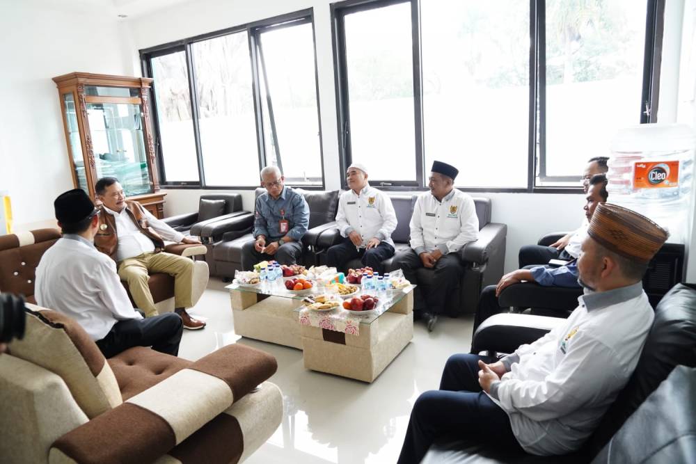 Optimalkan Zakat 2024, Pj. Bupati Garut Ajak BAZNAS Data Potensi Secara Cepat