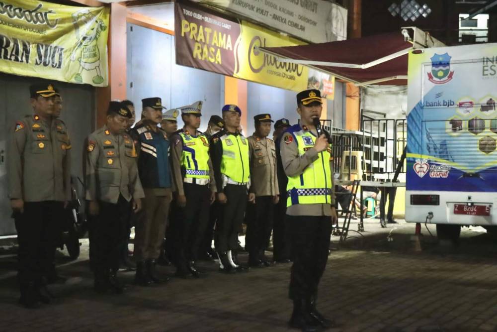 Tim Gabungan Tindak Tegas Perang Sarung di Garut, Wakapolres Ajak Masyarakat Laporkan Keluhan