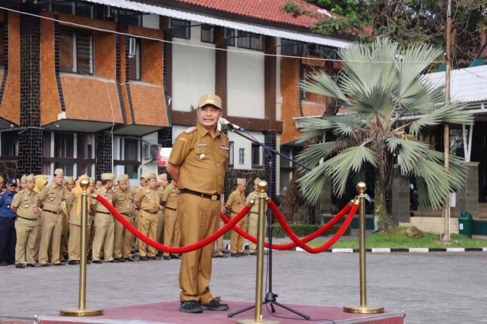 Barnas Adjidin : Pastikan Kesehatan dan Harga Hewan Kurban Terkendali
