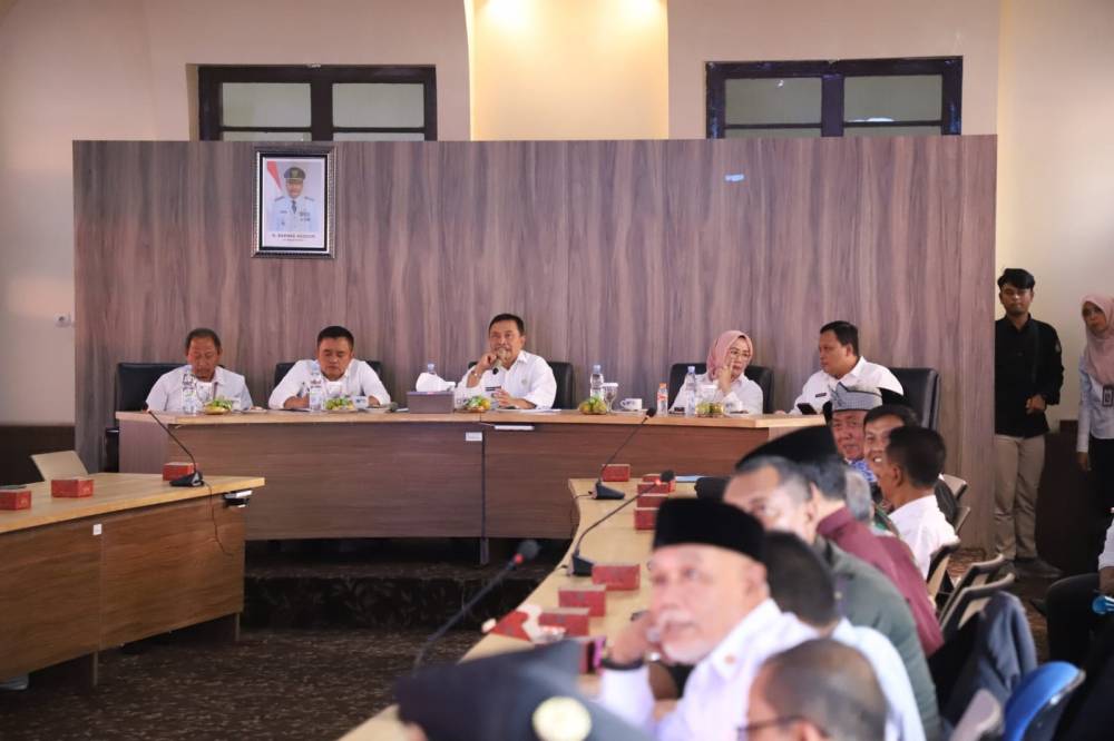 Pj. Bupati Garut Pimpin Rapat Persiapan HUT ke-79 RI